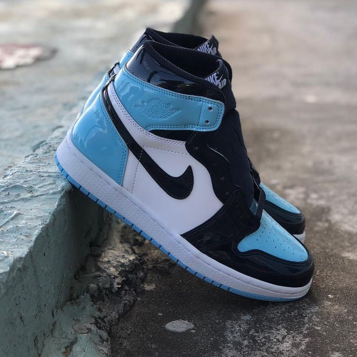 Air Jordan 1 High Blue Unc