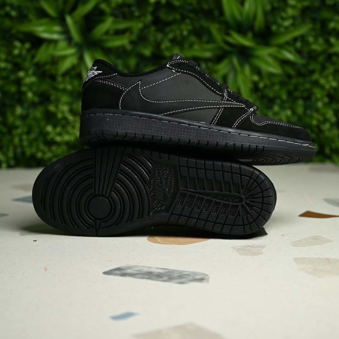 Jordan 1 low Travis Scott « phantom » Triple A quality