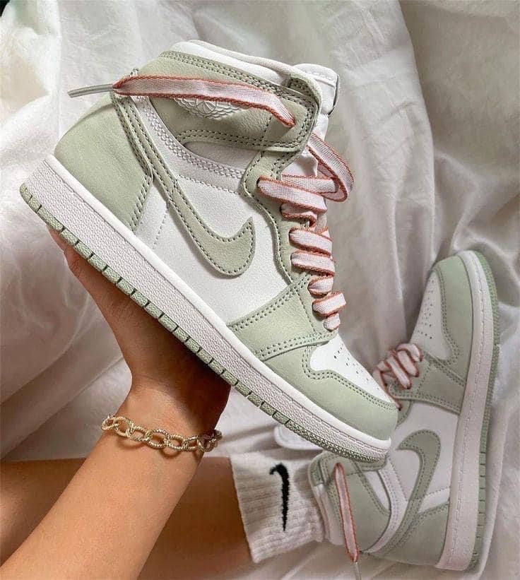 Air Jordan 1 High « seafoam »