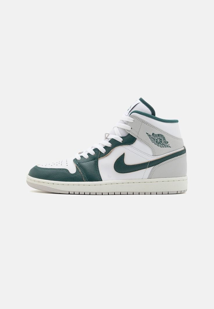 Jordan 1 Mid « Oxidized green »
