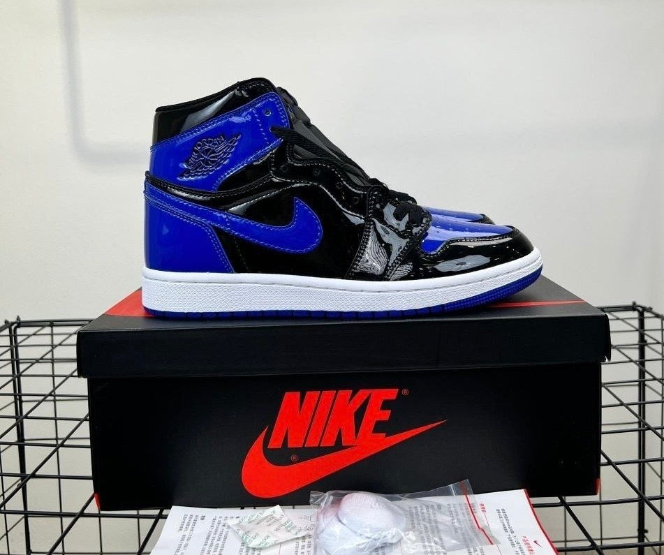Jordan 1 high og « patent blue »