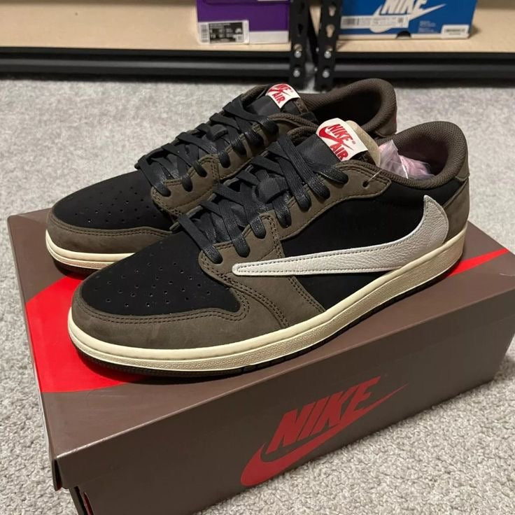Jordan 1 low Travis Scott « mocha » Triple A quality