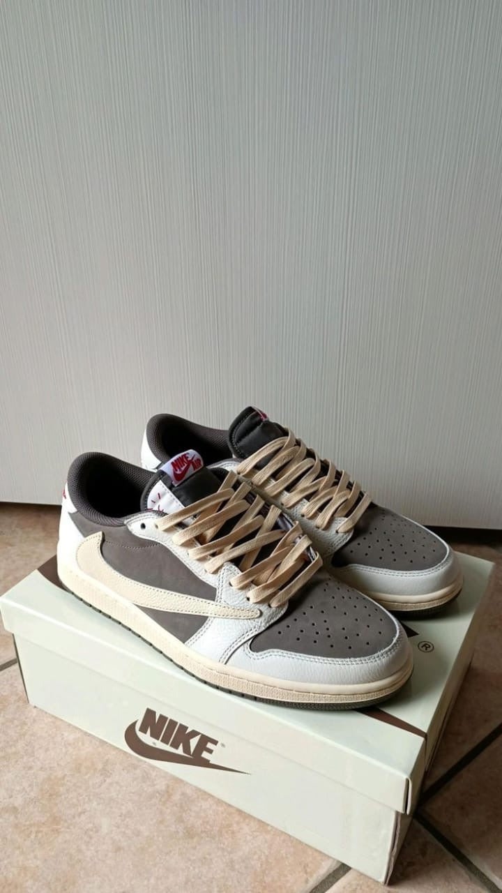 Jordan 1 low Travis Scott « reverse mocha »