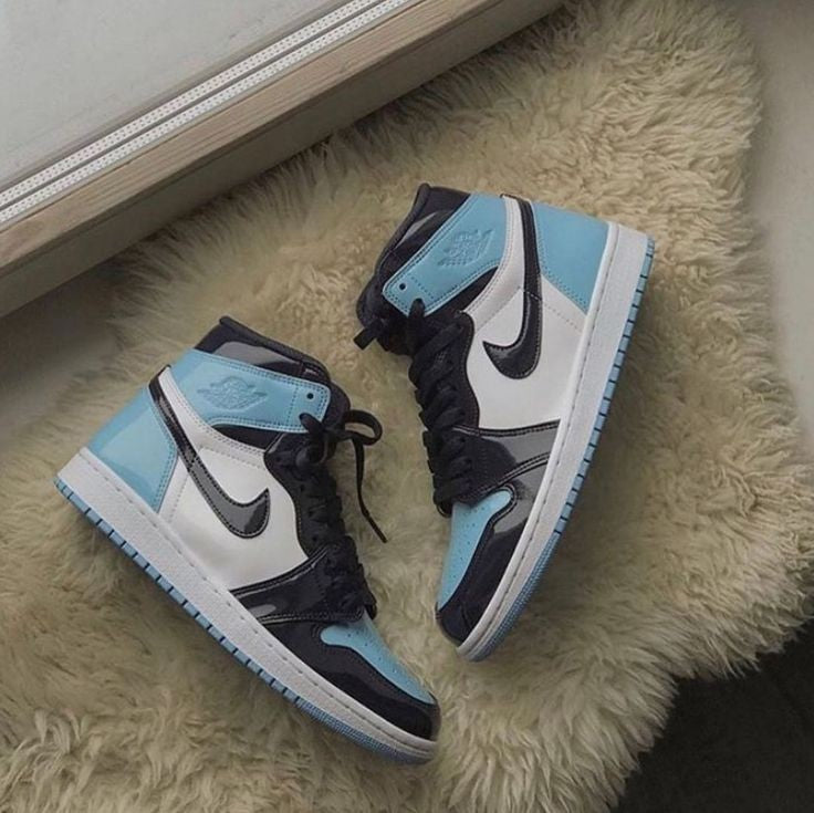 حذاء Air Jordan 1 High Blue غير رسمي